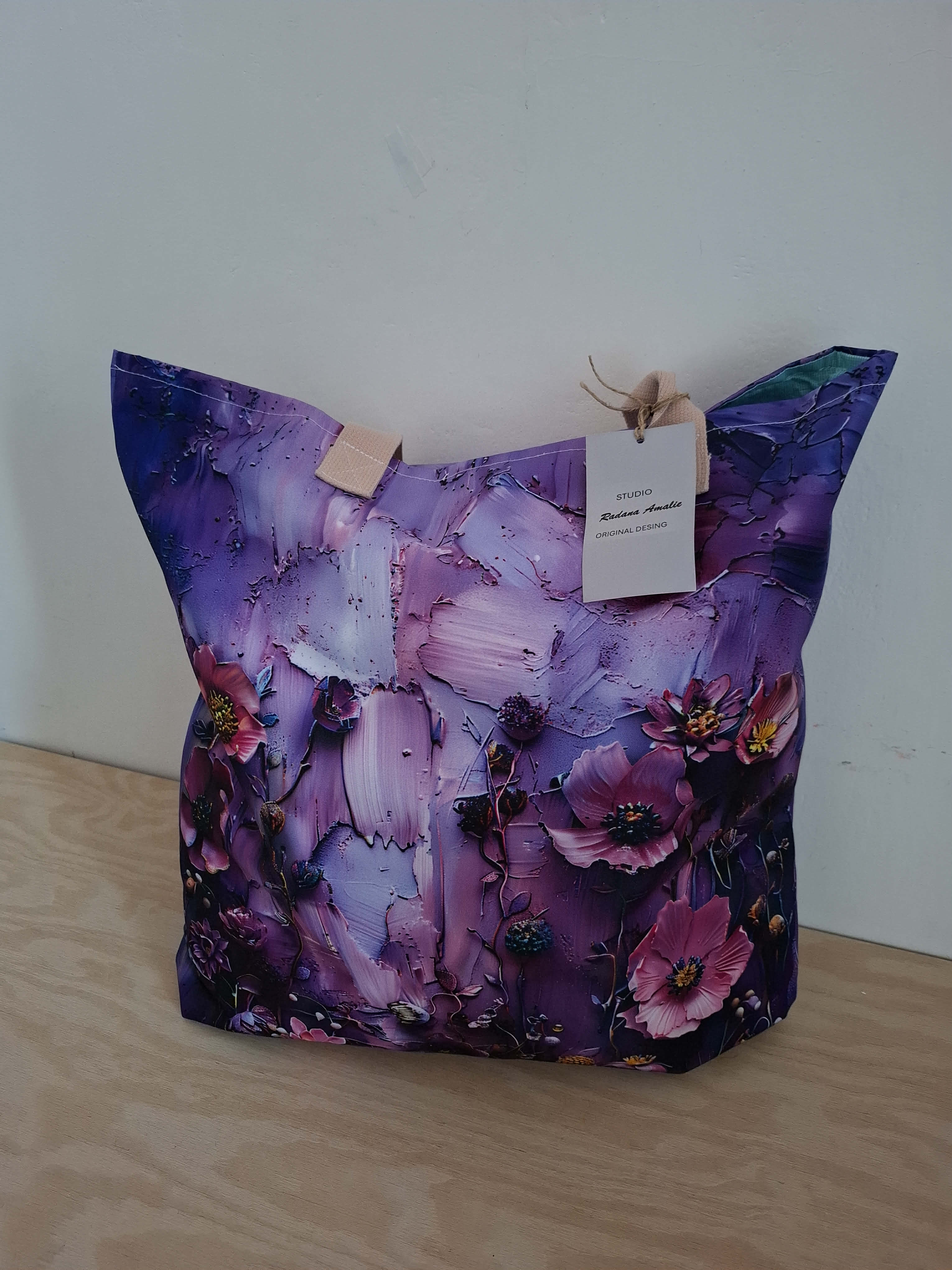 Taška Fialové květy